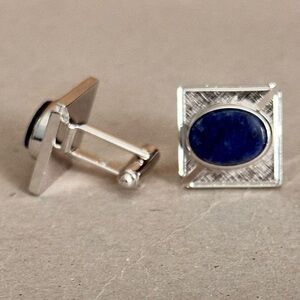 Vintage Silvertone w/Blue&White Stone Cufflinks
